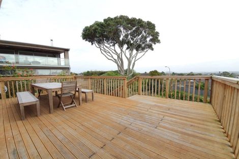 Photo of property in 1/24 Pigeon Mountain Road, Half Moon Bay, Auckland, 2012