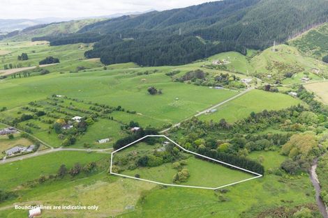 Photo of property in 302 North Manakau Road, Manakau, Levin, 5573