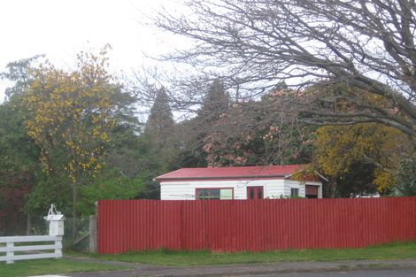 Photo of property in 12 Puweto Street, Selwyn Heights, Rotorua, 3015