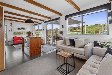 Photo of property in 1 Manaaki Circle, Paparoa, 0571