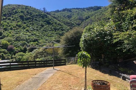 Photo of property in 4 Finlay Grove, Waikawa, Picton, 7220