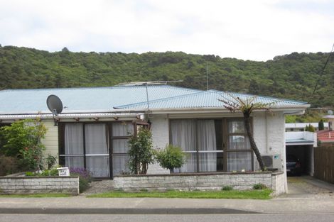 Photo of property in 157a Waikawa Road, Picton, 7220