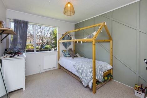 Photo of property in 11 Beryl Grove, Birchville, Upper Hutt, 5018