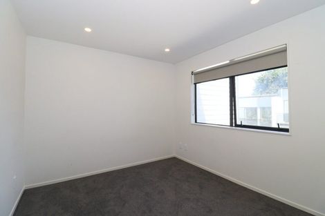Photo of property in 32 Korokio Lane, Henderson, Auckland, 0612