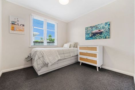 Photo of property in 19 Salisbury Avenue, Terrace End, Palmerston North, 4410