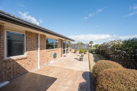 Photo of property in 1 Woodstock Place, Stoke, Nelson, 7011