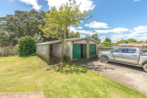 Photo of property in 30 Weraroa Road, Waverley, 4510