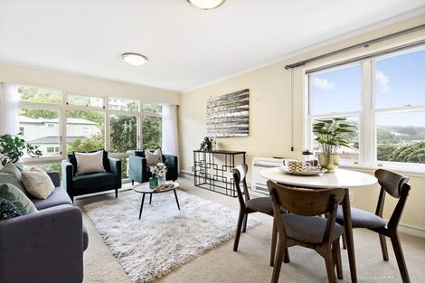Photo of property in Newman Court Apartments, 2 Newman Terrace, Thorndon, Wellington, 6011