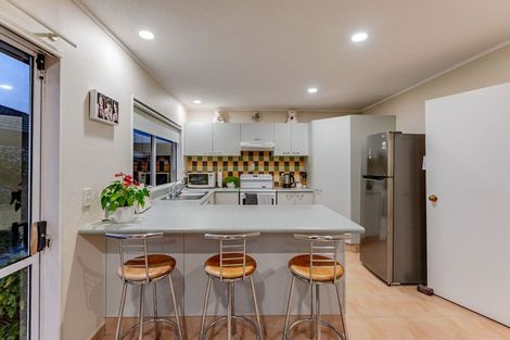 Photo of property in 4g Cedar Drive, Paraparaumu Beach, Paraparaumu, 5032