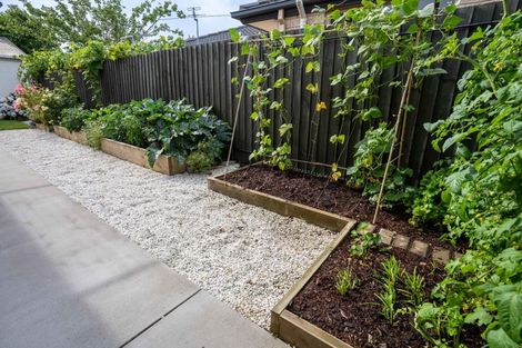 Photo of property in 2/28 Rosedale Place, Avonhead, Christchurch, 8042