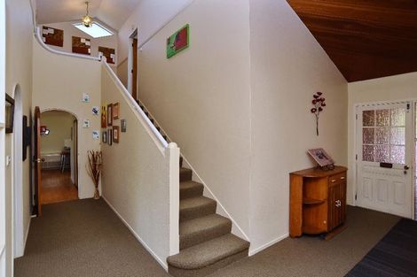 Photo of property in 11 Sunbeam Place, Halswell, Christchurch, 8025