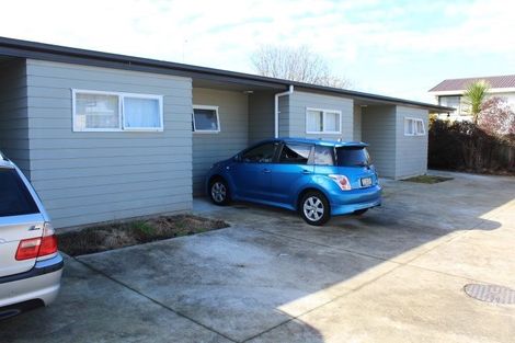 Photo of property in 28d Lorne Street, Melville, Hamilton, 3206