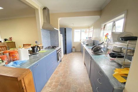 Photo of property in 14 Northcote Road, Takapuna, Auckland, 0622