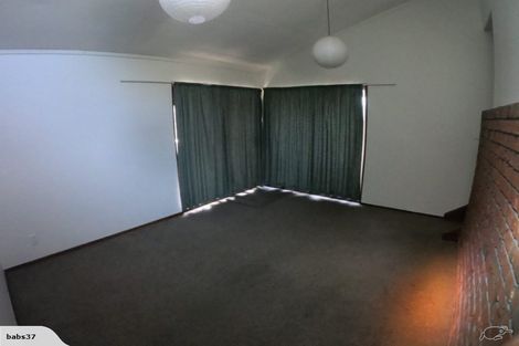 Photo of property in 32 Highbury Road, Highbury, Wellington, 6012