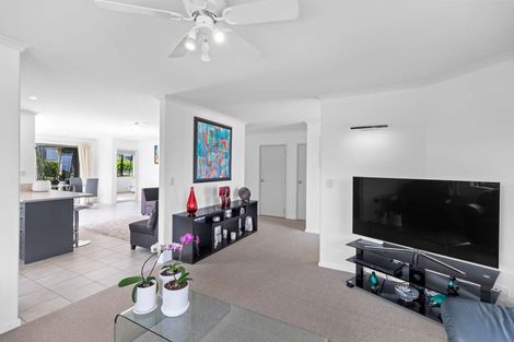 Photo of property in 106 Benjamin Place, Matarangi, Whitianga, 3592