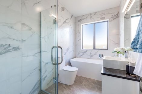 Photo of property in 46 Schoolside Road, Kumeu, 0810