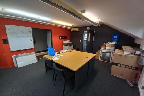 Photo of property in 1/108 Lincoln Road, Henderson, Auckland, 0610