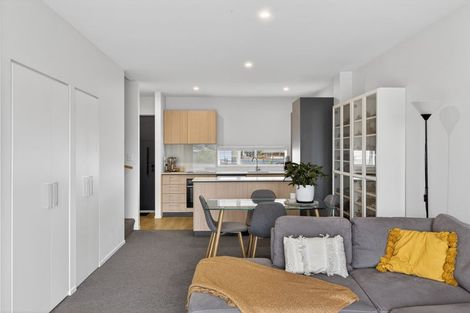 Photo of property in 8 Sunshine Lane, New Brighton, Christchurch, 8083