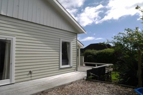 Photo of property in 92 Winara Avenue, Waikanae, 5036