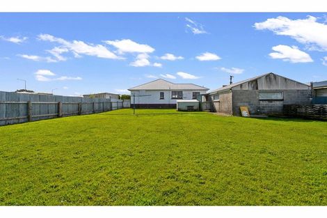 Photo of property in 2 Scott Street, Strathern, Invercargill, 9812