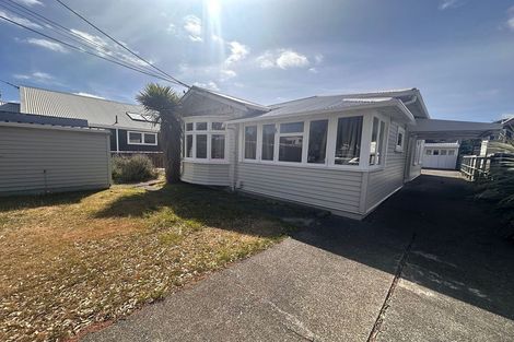 Photo of property in 44 Park Road, Miramar, Wellington, 6022