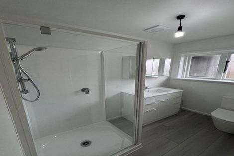 Photo of property in 2/4 Wadeley Road, Ilam, Christchurch, 8041