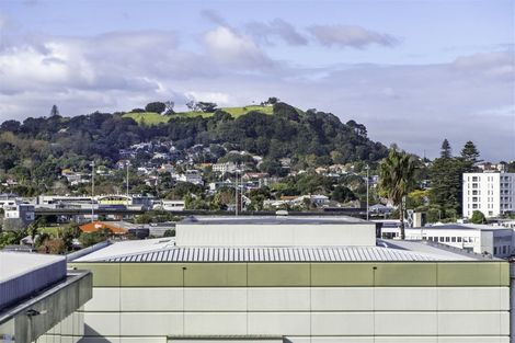 Photo of property in Crest Apartments, 202/199 Great North Road, Grey Lynn, Auckland, 1021