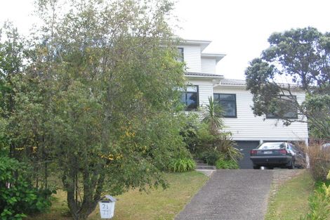 Photo of property in 23 Macnay Way, Murrays Bay, Auckland, 0630