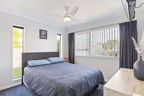 Photo of property in 129 Parklands Avenue, Bell Block, New Plymouth, 4312