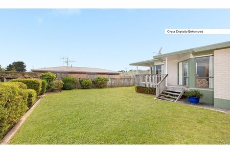 Photo of property in 5 Burnt Oak Drive, Pyes Pa, Tauranga, 3112