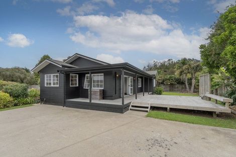 Photo of property in 120 Pepe Road, Tairua, 3508