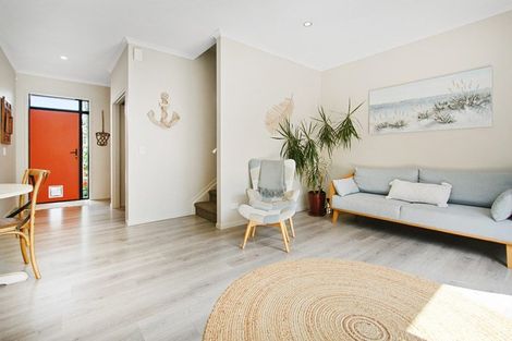 Photo of property in 7 Glidepath Road, Hobsonville, Auckland, 0616