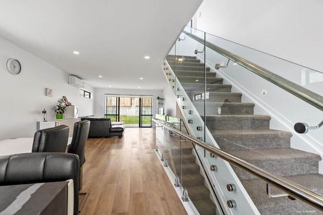 Photo of property in 22b Thornlow Street, Glendene, Auckland, 0602