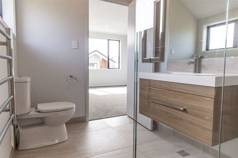 Photo of property in 21d Nellie Drive, Kumeu, 0810