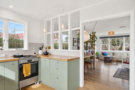 Photo of property in 14 Ropata Street, Kaiti, Gisborne, 4010