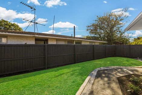 Photo of property in 2/19 De Bloge Place, Burwood, Christchurch, 8061