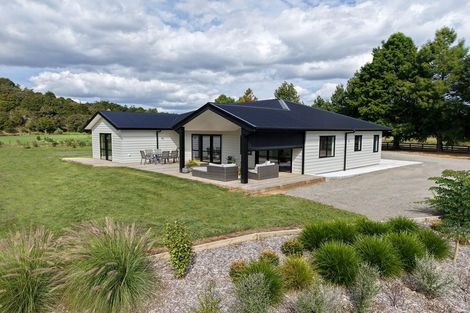 Photo of property in 566 Kara Road, Maungatapere, 0179