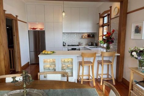 Photo of property in 57 Nevay Road, Miramar, Wellington, 6022