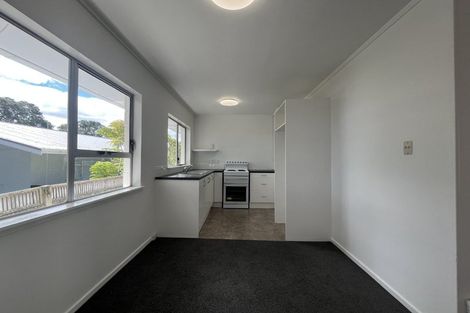 Photo of property in 4/7 Beach Haven Road, Beach Haven, Auckland, 0626