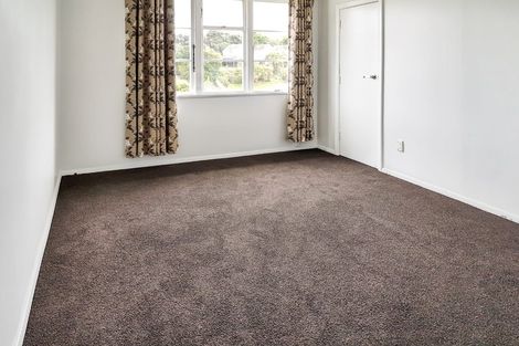 Photo of property in 56 Dimock Street, Titahi Bay, Porirua, 5022