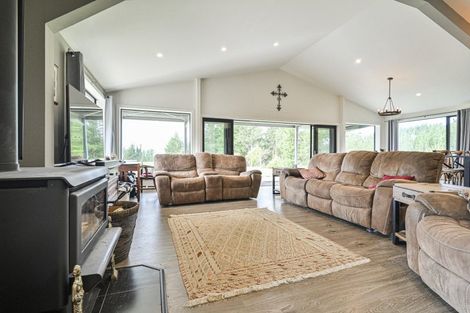 Photo of property in 1042a Kahuranaki Road, Kahuranaki, Havelock North, 4295