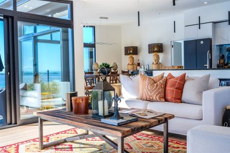 Photo of property in 29 Soleares Avenue, Mount Pleasant, Christchurch, 8081