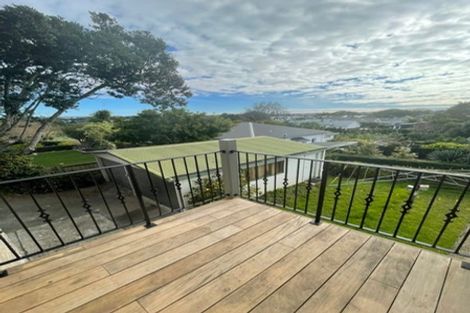 Photo of property in 152 Calliope Road, Stanley Point, Auckland, 0624