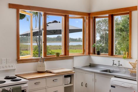 Photo of property in 6a Waikareao Way, Brookfield, Tauranga, 3110