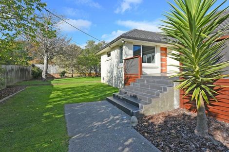 Photo of property in 343 Stokes Valley Road, Stokes Valley, Lower Hutt, 5019