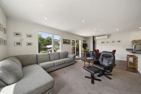 Photo of property in 44 Momona Street, Wainuiomata, Lower Hutt, 5014