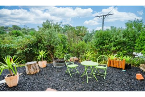 Photo of property in 18 Shelly Beach Road, Shelly Beach, Helensville, 0874