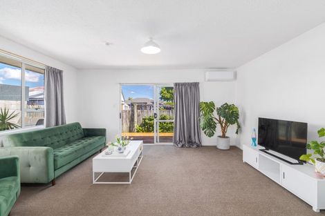 Photo of property in 1/12 Bonar Place, Woolston, Christchurch, 8062