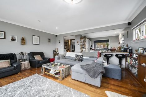 Photo of property in 16 Falla Street, Paraparaumu Beach, Paraparaumu, 5032