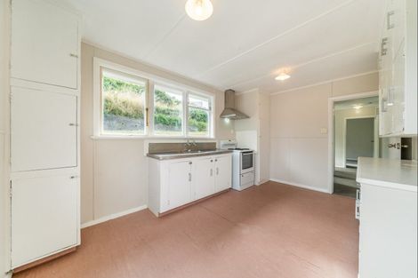Photo of property in 91 Mungavin Avenue, Ranui, Porirua, 5024